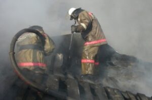 В Волгограде баня загорелась ночью из-за светильника