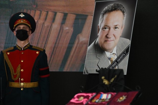 Волгоград простился с экс-губернатором Николаем Максютой