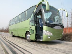 В автобусе под Волгоградом мужчина вез наркотики и шприцы