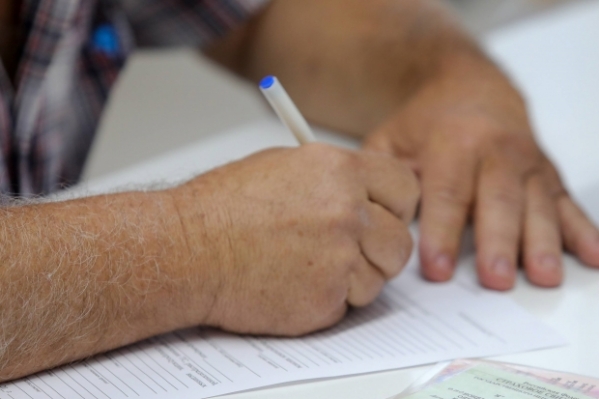 Волгоградские льготники могут изменить способ получения услуг