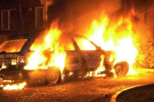 Под Волгоградом 43-летний мужчина поджёг машину экс-жены
