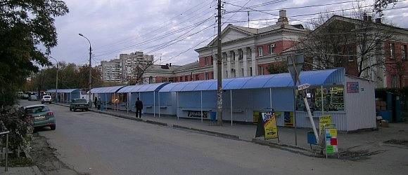 Стихийный рынок на Новороссийской в Волгограде будет снесен