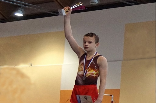 Юный гимнаст из Волгограда стал призером первенства страны