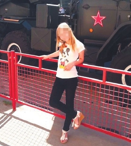 Садист превратил жизнь дочери-подростка в кошмар