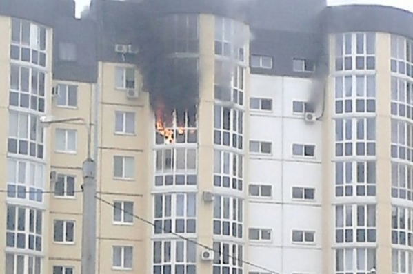 ЧП в Дзержинском районе Волгограда: в многоэтажке загорелась квартира