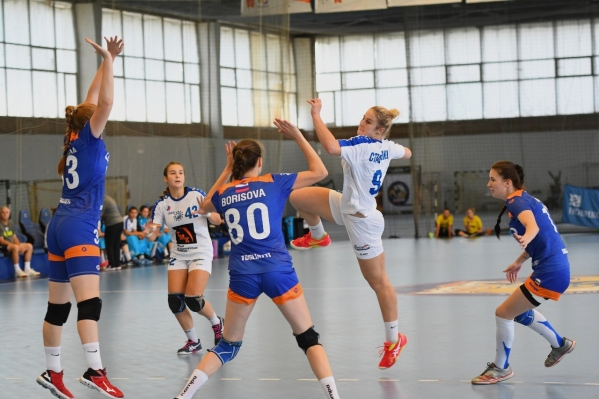 Волгоградское «Динамо-Синара» разгромило «Ладу-2»