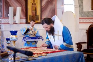 В храме Александра Невского в Волгограде появилась икона святых нотариев