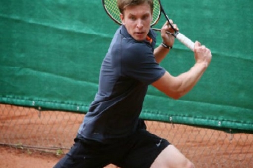 Алексей Ватутин проиграл в четвертьфинале турнира в Будапеште