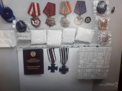 Волгоградец задержан за покупку госнаград