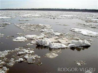 В Волгоградской области на реке Ольховка уровень воды близится к критическому
