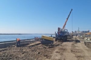 В Волгограде продолжается ремонт берегоукрепления в Ворошиловском районе
