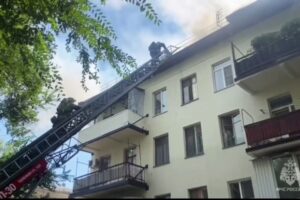 На севере Волгограда из-за пожара в жилом доме эвакуировали 35 человек