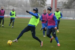 Волгоградский «Ротор» провел двустороннюю игру