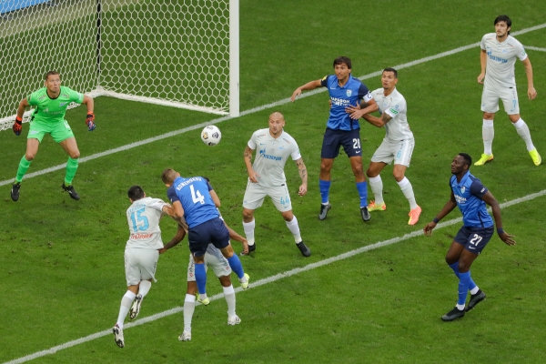 Волгоградский «Ротор» уступил дома питерскому «Зениту»