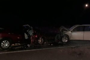 В лобовом ДТП под Волгоградом пострадали 8 человек