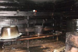 В Волгограде 53-летняя дачница чуть не погибла на пожаре в бане