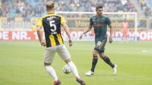 «Витесс» волгоградца Леонида Слуцкого сыграл вничью с «Аяксом»