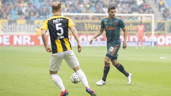 «Витесс» волгоградца Леонида Слуцкого сыграл вничью с «Аяксом»