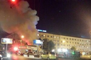 На Привокзальной площади Волгограда сгорела билетная касса