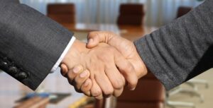 На какую работу проще всего устроиться выпускникам без опыта
