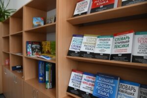 В Волгограде выставили на продажу книжный магазин в центре города