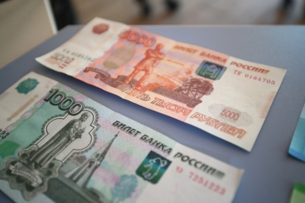 В Волгограде мошенники обманули девочку, оформив кредит на ее бабушку