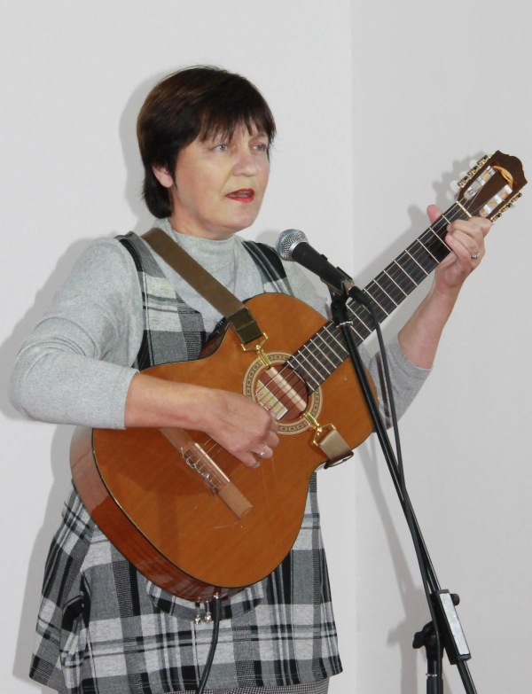 Бард из Волгограда с первого раза выиграла президентский грант