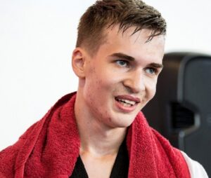 Волгоградский тхэквондист стал победителем Спартакиады