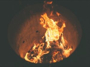 «Имитатор ада»: пять девушек получили серьезные ожоги, играя в квест