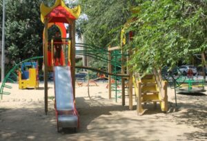 Жители Красноармейского района Волгограда: «Детская площадка не дает нам покоя!»