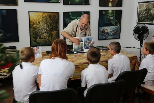 В Волгограде трудных подростков приобщают к искусству