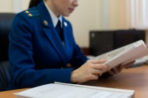 Волгоградский охотник добился денежной выплаты за добычу шакалов и волка