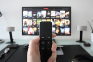 Не так уж и бесполезны: чем сериалы могут помочь человеку