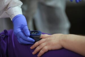 Две женщины и трое мужчин умерли от коронавируса в Волгоградской области