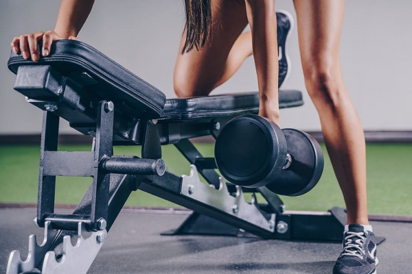 Ученые опровергли миф о вреде тренировок перед сном