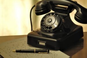 Трубку поднял – деньги потерял: как аферисты лишают людей денег звонками на стационарные телефоны