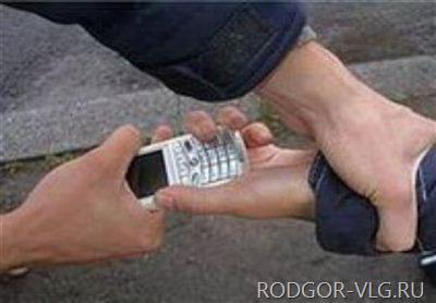 10 лет тюрьмы грозит волгоградцу за отнятый телефон