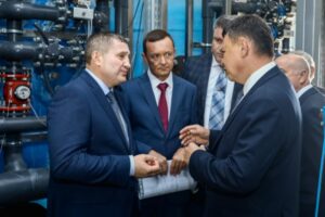 Губернатор проинспектировал станцию водоподготовки в Новоаннинском