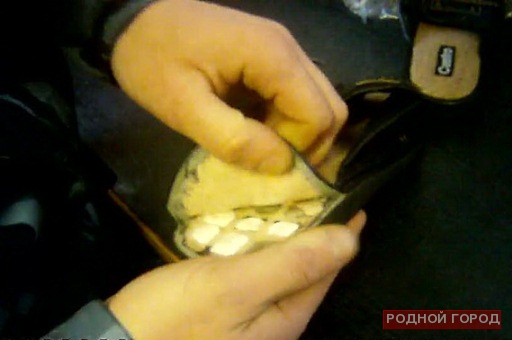 В колонию Камышина пытались передать тапочки с наркотиками