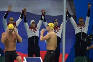 Сборную России по плаванию освистали перед заплывом на ОИ-2016