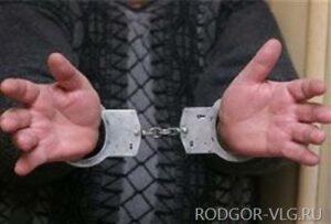 В Волжском судят снимавшего порно педофила-рецидивиста