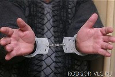 В Волжском судят снимавшего порно педофила-рецидивиста
