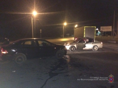 Женщина и двое подростков пострадали в ДТП в Ворошиловском районе