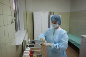 Коронавирус обнаружили в 15 районах Волгоградской области