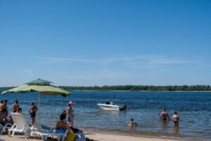 Третий: на острове Сарпинском в Волгограде откроют официальный пляж