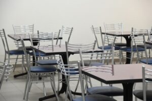 Депутаты Волгограда поддержали передачу школьных столовых в концессию