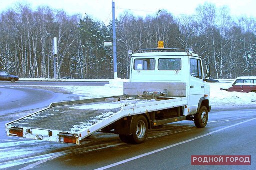 В Волгограде 22-летние рецидивисты угнали эвакуатор и уснули в нем