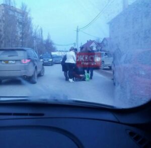 Автоледи сбила школьника в Дзержинском районе Волгограда