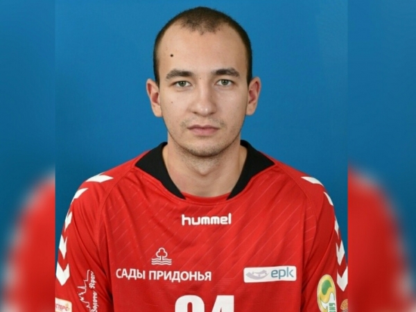 В волгоградский «Каустик» вернулся Сергей Тафинцев