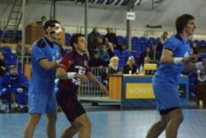 Волгоградский «Каустик» уступил в выездном матче в Санкт-Петербурге